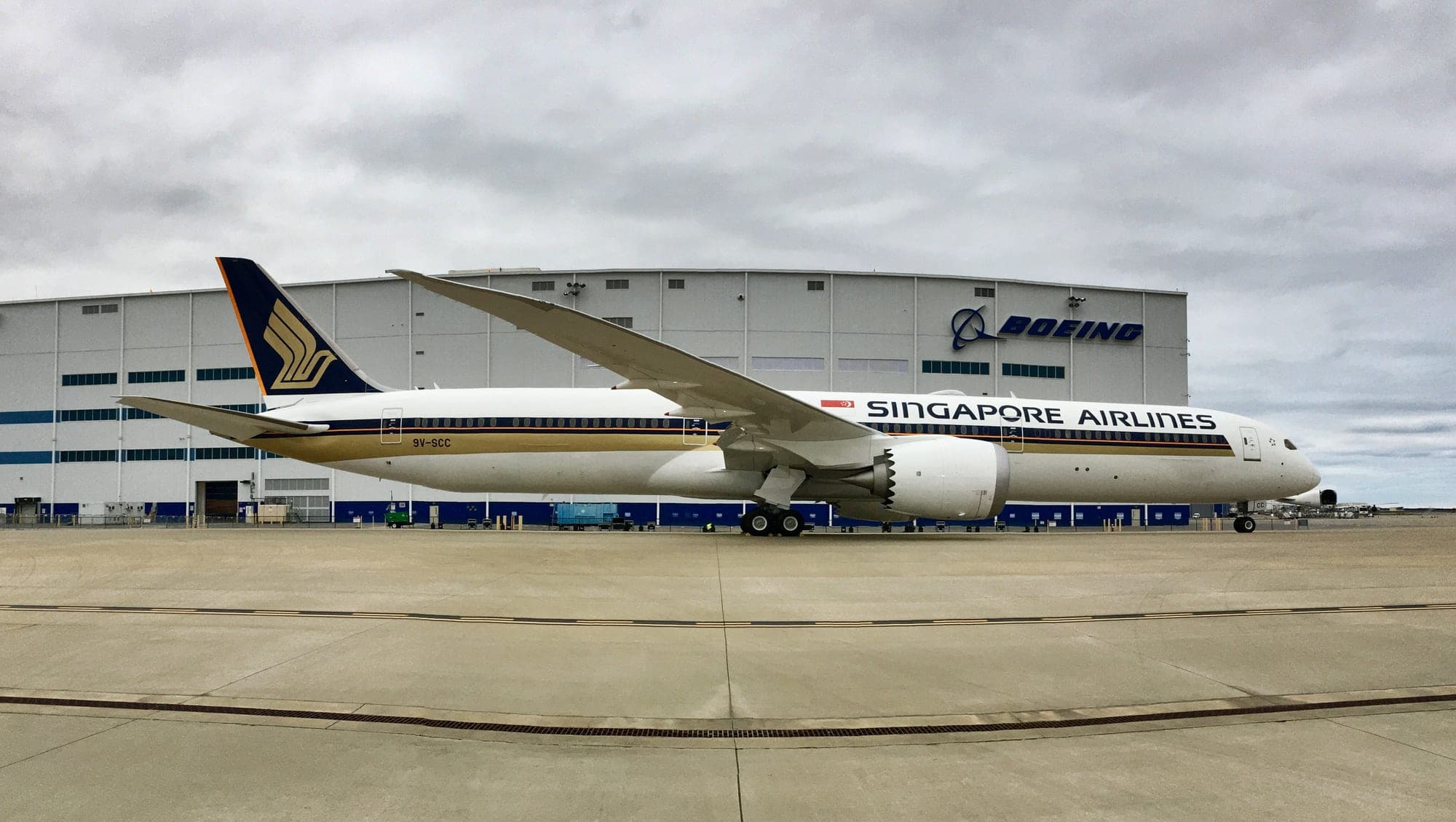 Singapore Airlines' third Boeing 787-10 sits outside a Boeing building in North Charleston, S.C., on March 25, 2018, the day the airline took delivery of its first 787-10.