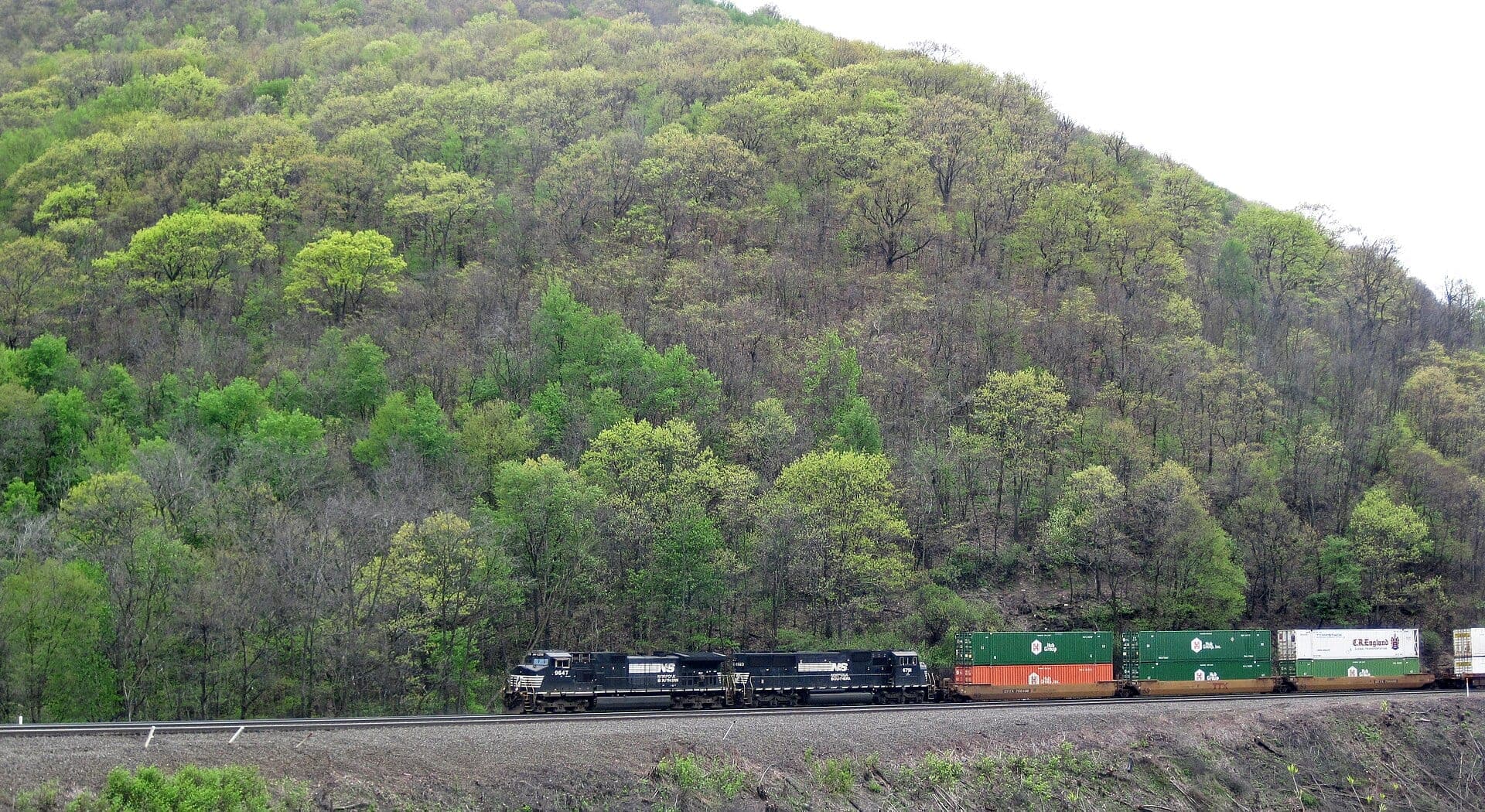 A Norfolk Southern container train rounds Horseshoe Curve in Pennsylvania in May 2016.